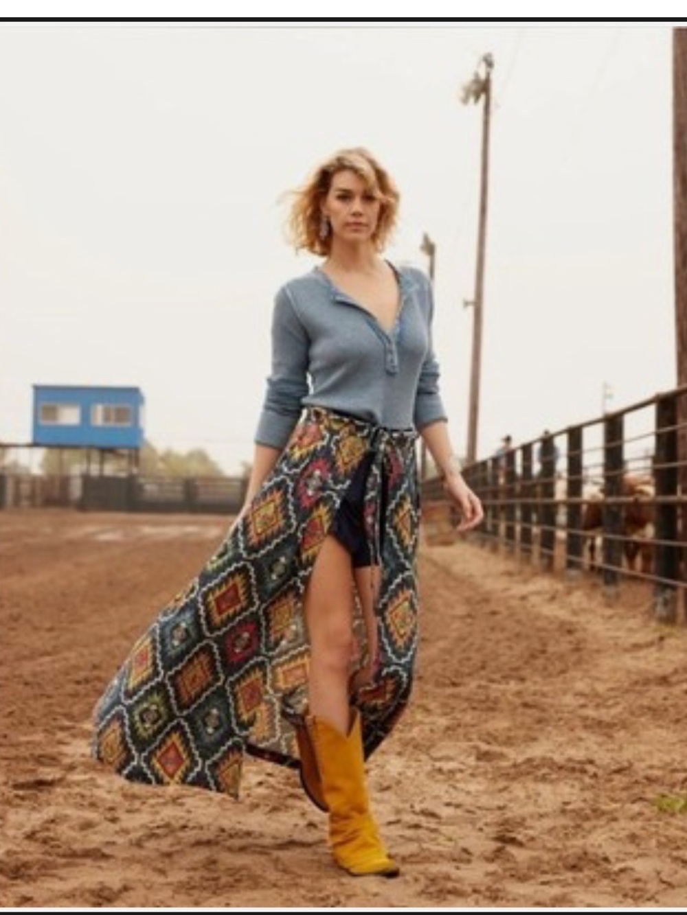 NWT Double D Ranch Pecos Blanket
Wrap Skirt